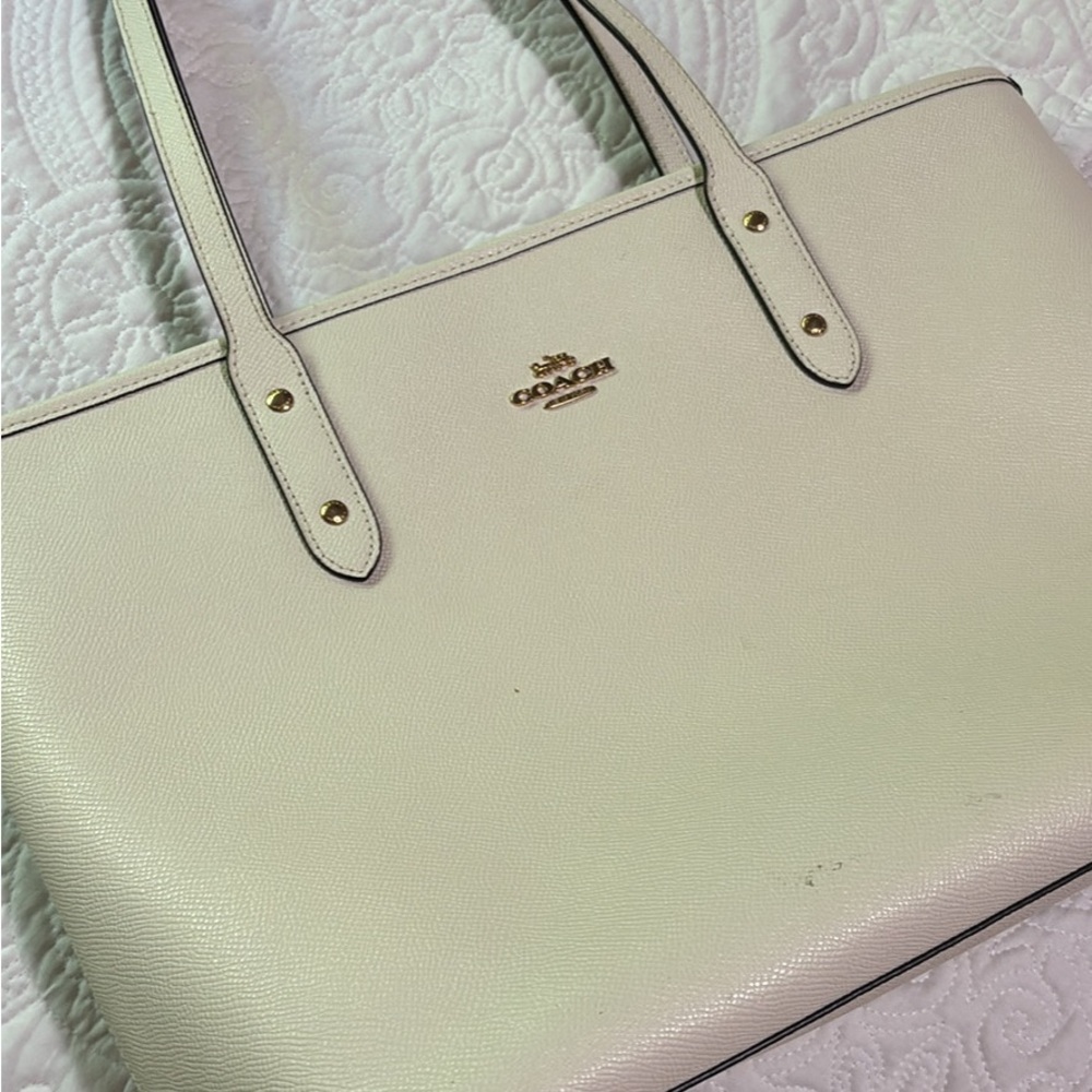 Coach Ivory Leather Tote